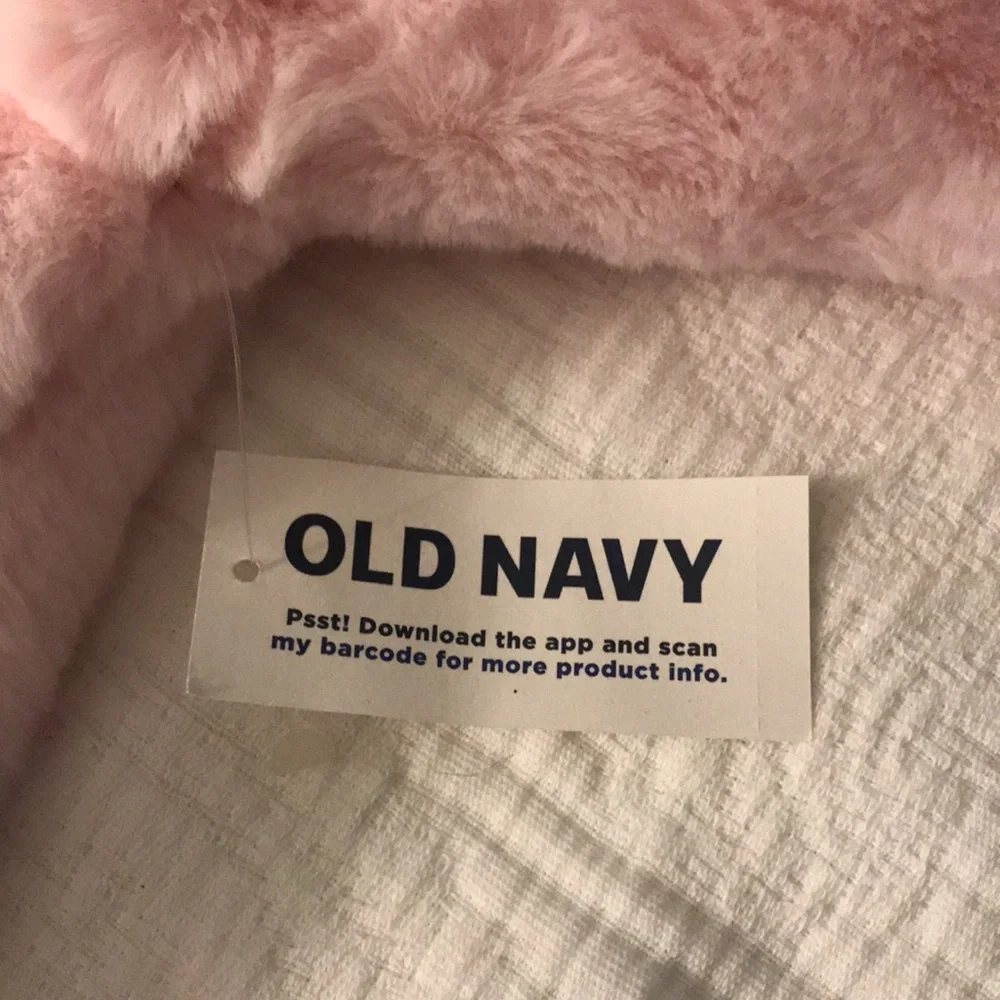New Old Navy Soft Pink Hooded Fuzzy Coat with Gold Bow Buttons 3 T 3T Girl’s